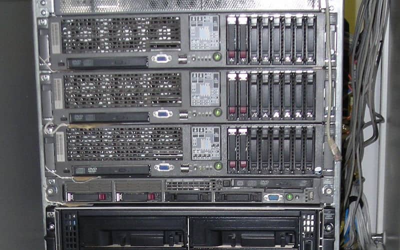 Pořídit si pro své WordPress projekty sdílený hosting, nebo vlastní server?